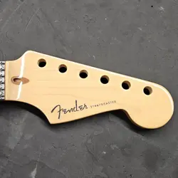 2001 FENDER AMERICAN DELUXE STRAT MAPLE NECK - USA STRATOCASTER ELECTRIC GUITAR