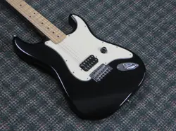 2007 FENDER FSR STRAIGHT SIX STRATOCASTER MATTE BLACK! W/HARDSHELL CASE