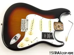 STRAT SUNBURST 3TS.