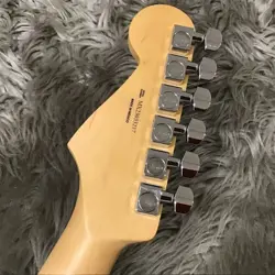 FENDER PLAYER STRATOCASTER PAU FERRO FINGERBOARD 3-COLOR SUNBURST ELECTRIC GUITA