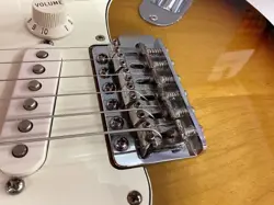 FENDER STANDARD STRATOCASTER 2014 ACTUAL IMAGE SAFE DELIVERY FROM JAPAN