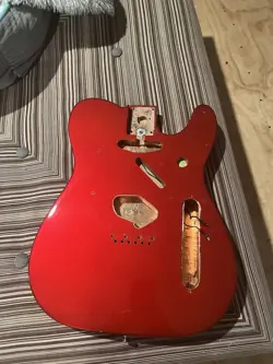 FENDER CLASSIC SERIES 60'S TELECASTER ALDER BODY - CANDY APPLE RED