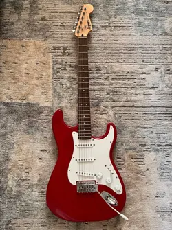 FENDER SQUIER “STANDARD