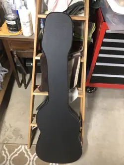 HARDSHELL LOCKABLE CASE