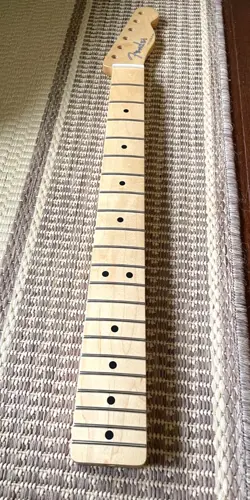 GENUINE FENDER TELECASTER/TELE NECK MAPLE FB - NEVER PLAYED - MEXICO