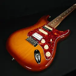 USED FENDER PLAYERS SERIES STRAT STRATOCASTER W/GIG BAG