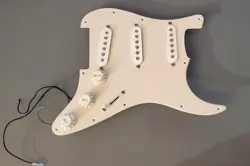 FENDER SQUIRE LOADED PICKGUARD