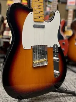 FENDER VINTERA '50S TELECASTER -2-COLOR SUNBURST- MADE IN 2022