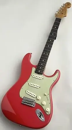FENDER CUSTOM SHOP 1963 STRATOCASTER JOURNEYMAN RELIC -AGED FIESTA RED-