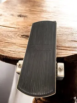 FUZZ-WAH GUITAR EFFECTS