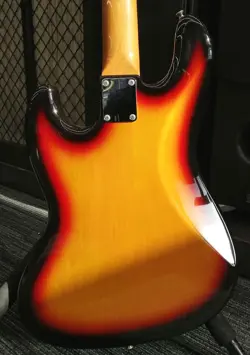FENDER JAPAN TRADITIONAL 60S JAZZBASS ELECTRIC BASS SAFE DELIVERY FROM JAPAN