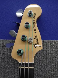 FENDER USA TONY