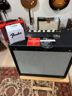 FENDER BLUES JR. IV