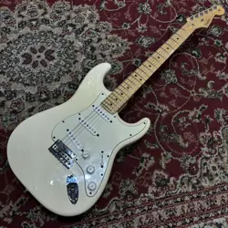 FENDER AMERICAN STANDARD STRATOCASTER/M