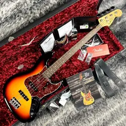 FENDER CUSTOM SHOP 62 JAZZ BASS NOS 3TS (ROUND FINGER BOARD) 2020