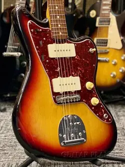 FENDER  AMERICAN VINTAGE '62 JAZZMASTER -3-COLOR SUNBURST- 2008