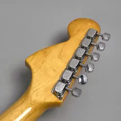 STRATOCASTER/MAPLE USED