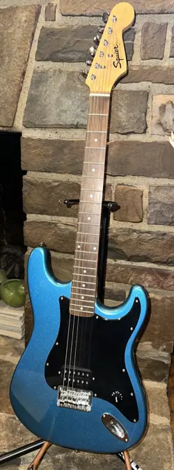 2004 SQUIER BY FENDER BULLET STRATOCASTER SINGLE HUMBUCKER