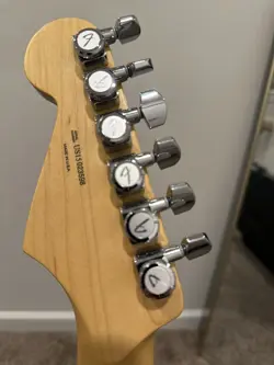 AMERICAN STRATOCASTER ELITE