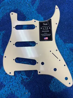 STRATOCASTER SSS AGED