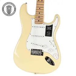 2022 FENDER PLAYER STRATOCASTER BUTTERCREAM