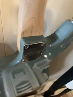 SQUIER MUSTANG LOADED