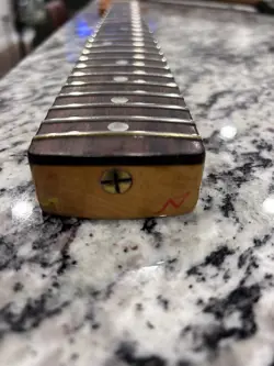 STRATOCASTER NECK UNFINISHED