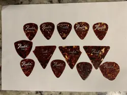 GUITAR PICKS FIRE