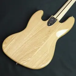 FENDER MADE IN JAPAN TRADITIONAL 70S JAZZ BASS MAPLE FINGERBOARD NATURAL