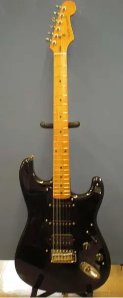 FENDER JAPAN ST-456 E SERIAL ELECTRIC GUITAR EXCELLENT CONDITION