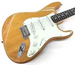 FENDER JAPAN / HYBRID ? STRATCASTER