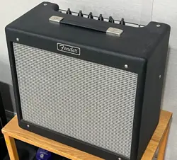 COMBO AMP. 15W