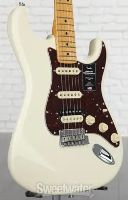 FENDER AMERICAN PROFESSIONAL II STRATOCASTER HSS - OLYMPIC WHITE WITH MAPLE