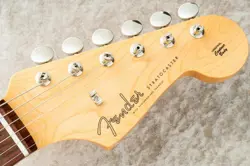 FENDER MADE IN JAPAN TRADITIONAL II 60S STRATOCASTER MOD. -LAKE PLACID BLUE- EQU