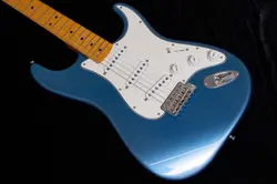 FENDER AMERICAN VINTAGE II 1973 STRATOCASTER LPB #V11920 3.87KG TONIQ YOKOHAMA