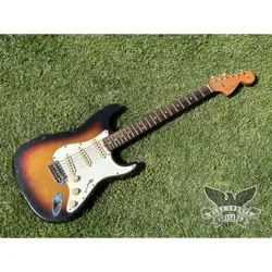FENDER 1966 STRATOCASTER