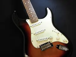 FENDER PLAYER STRATOCASTER PF / 3-COLOR SUNBURST (2019) ELECTRIC GUITAR