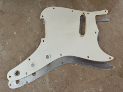 PICKGUARD WHITE VINTAGE