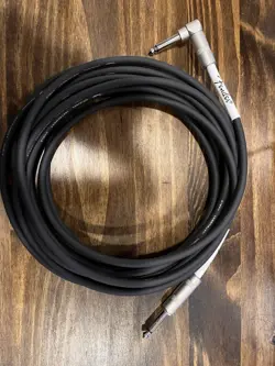 FENDER PROFESSIONAL GUITAR ANGLED INSTRUMENT CABLE 18.6’ FT