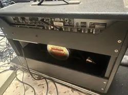 FENDER DELUXE REVERB AMP