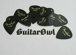 FENDER THIN GUITAR PICKS 351 BLACK CELLULOID 24 PICKS 2 DOZEN