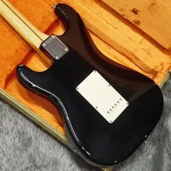 FENDER CUSTOM SHOP 1956 STRATOCASTER RELIC BLACK 2005 FINANCIAL RESULTS 2025 SAF