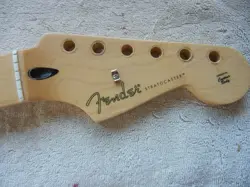 FENDER PLAYERS STRATOCASTER STRAT NECK WITH MAPLE FINGERBOARD 22 FRETS GREAT!