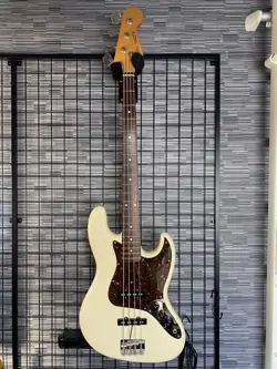 FENDER JAPAN JAZZ BASS SAFE PACKING! SAFE PACKING!