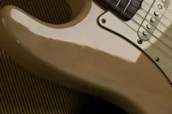 1962 STRATOCASTER WHITE