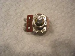 1975 VINTAGE CTS POT FENDER STRATOCASTER STRAT 250K SHORT SHAFT USA R1378010