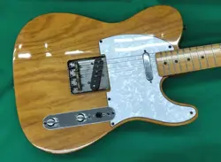 FENDER JAPAN TL52-70 TELECASTER NATURAL ELECTRIC GUITAR USED FROM JAPAN