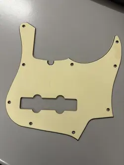 CUSTOM PICKGUARD FOR FENDER AMERICAN DELUXE 1998-PRESENT 22 FRET JAZZ BASS...