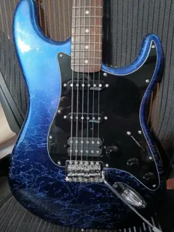 SQUIRE BY FENDER CUSTOM STRATOCASTER ELECTRIC GUITAR