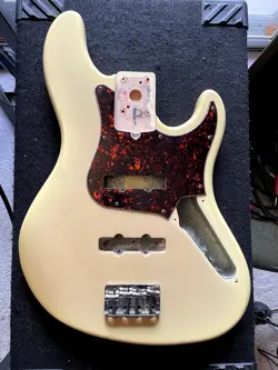 FENDER JAZZ BASS BODY - AMERICAN DELUXE 1996